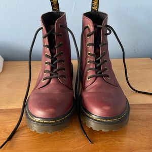 Women’s Dr. Martens maroon lace-up boot